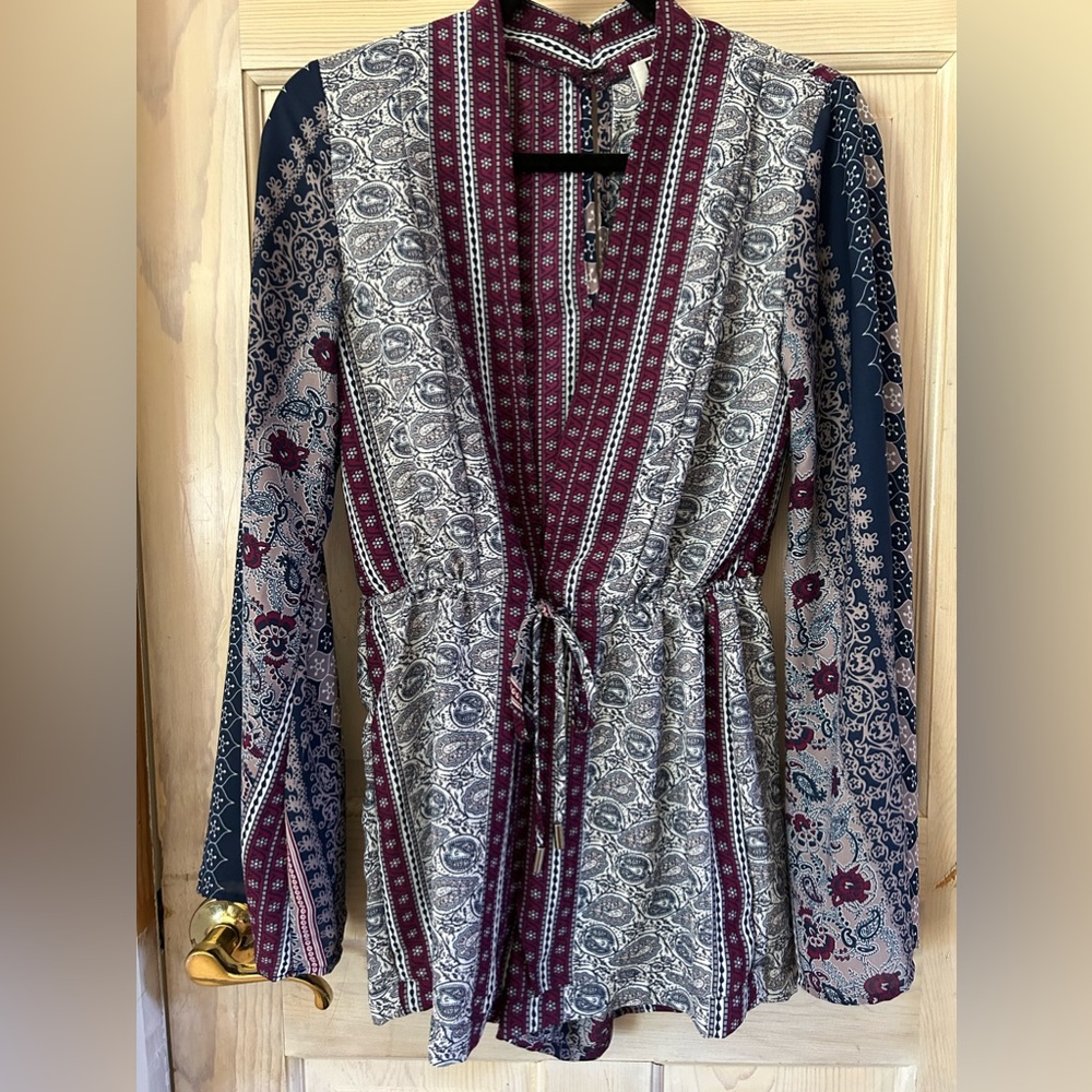 Darah Dahl Purple Paisley Shorts Romper. Women’s Large